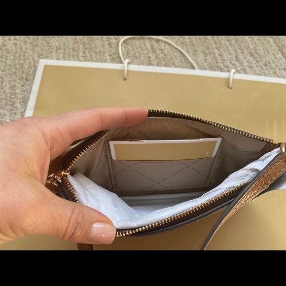 Michael Kors Logo Large Wristlet - Picture 2 of 4